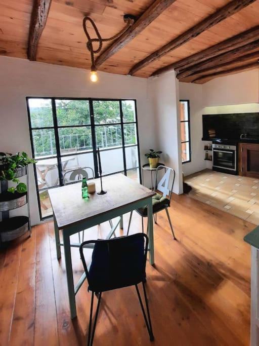 Casa Malva - Traditional Townhouse Apartment Мончик Екстериор снимка
